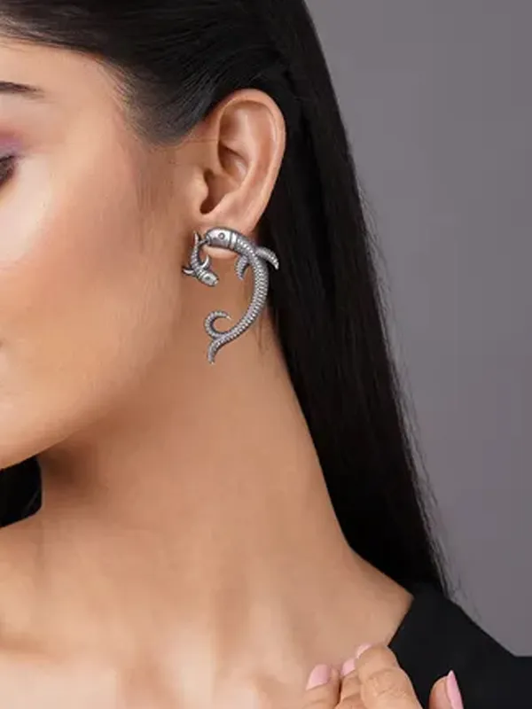Quirky_German_Silver_Fish_Stud_Earrings