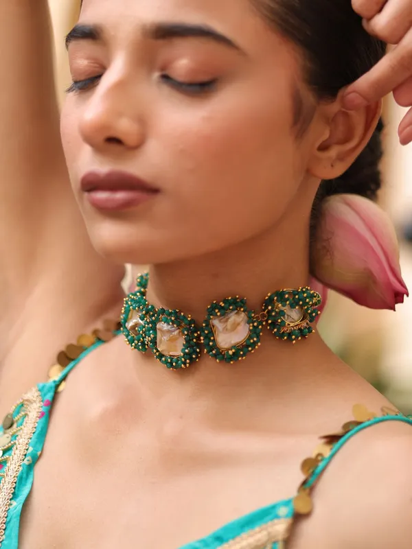 Verdant_Pearl_Harmony_Necklace_Set