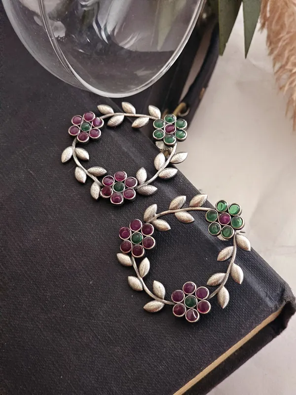 Wreath_Earrings_with_Multicolor_Gemstones
