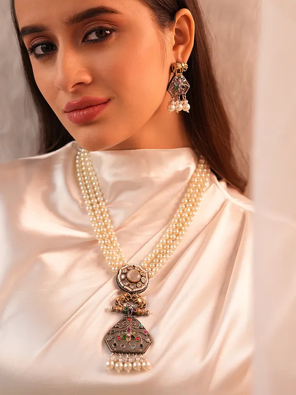 Long_Layered_Chain_Necklace_with_German_Silver_Pendant_and_Pearls