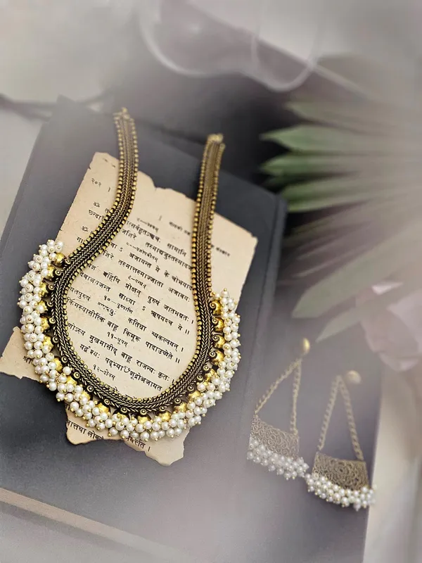 Nyra_Layered_Gold-Toned_Necklace_Set_with_White_Beads