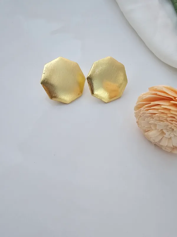 Binnis_Wardrobe_Aria_Golden_Stud_Earrings_–_Octagon_Shaped,_Anti-Tarnish_Brass