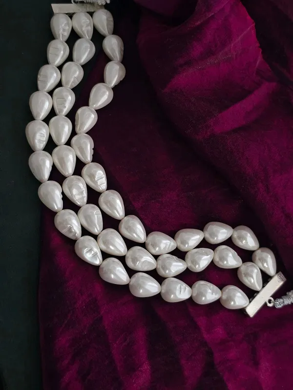 Dewdrop_Elegance_Pearl_Choker