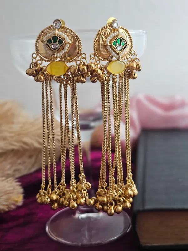 Rhythm_Glow_Earrings