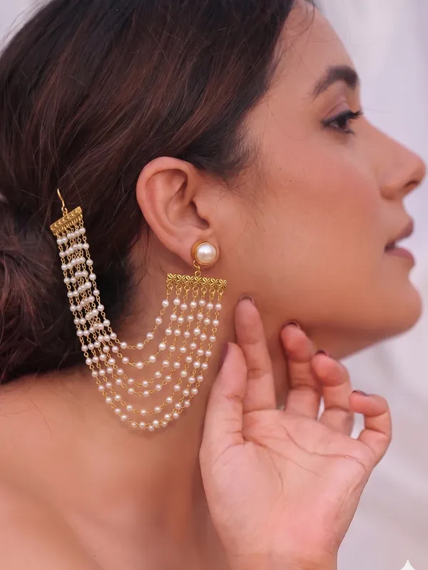 Regal_Layered_Pearl_Earchain