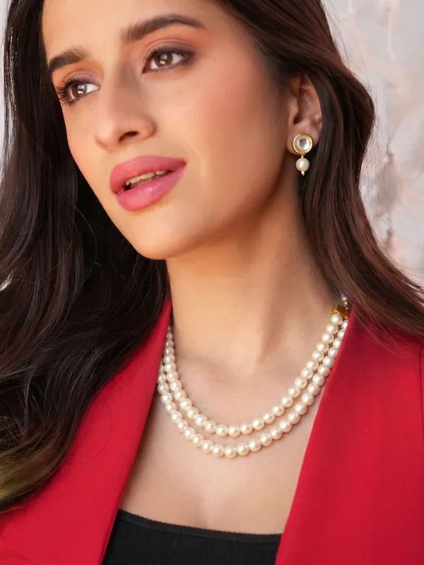 Nacre_Elegant_Multi-Layer_Semi-Precious_Pearl_Necklace_Set