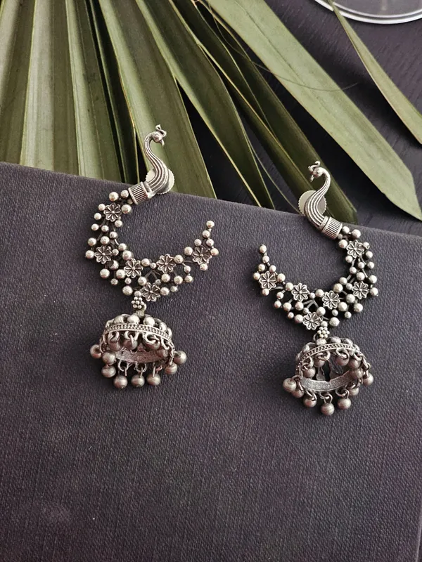 Women_Silver_Peacock_Shaped_drop_earrings