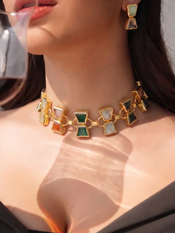 Ruffy_Premium_Stone_Necklace_Set
