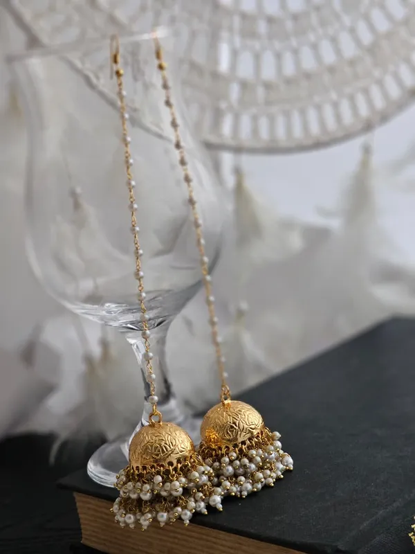 Lumina_Pearl_Jhumkas