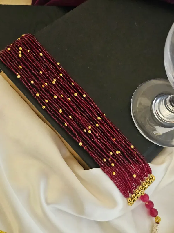 Maroon_Beaded_Choker