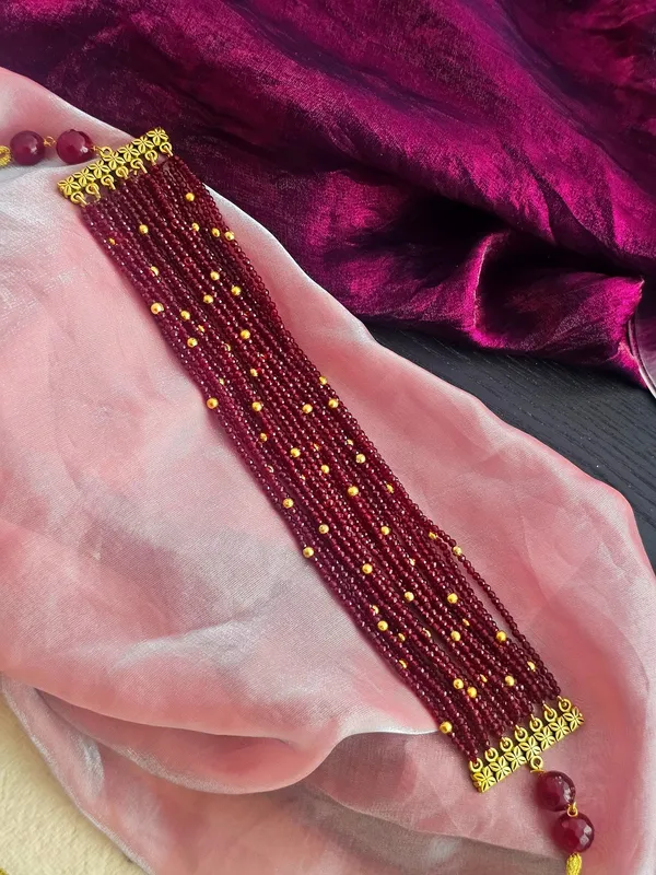 Maroon_Beaded_Choker