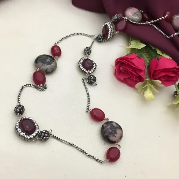 Long_Chain_Oxidised_Necklace_Set_-_Red_&_Black,_Oval_&_Round_Shapes