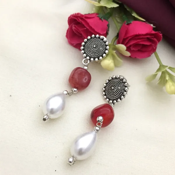 Elegant_Long_Chain_Necklace_-_Red,_White,_Silver_Beads_&_Pearls_-_Multi-Strand_Design