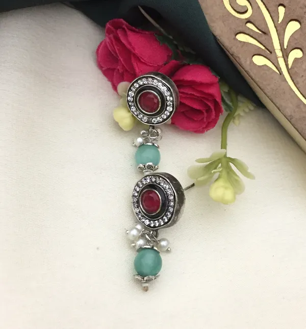 Multicolor_Gemstone_Long_Chain_Necklace_with_Oxidized_Silver_Finish_and_Matching_Earrings_-_Oval_and_Round_Shapes