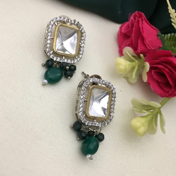 Oxidised_Green_and_White_Beaded_Necklace_Set_with_Square_and_Teardrop_Accents
