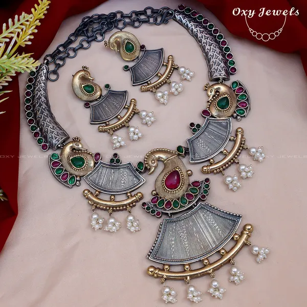 Oxidised_Dual_Tone_Silver_Peacock_Necklace_Set_-_Green,_Red,_Gold_-_Fan-Shaped_Design