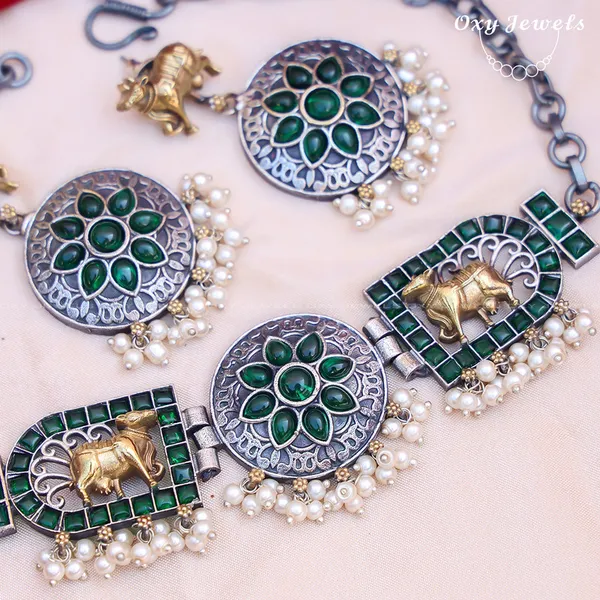 Oxidised_Dual_Tone_Green_Floral_&_Elephant_Motif_Necklace_Set_with_Pearls_-_Round_&_Rectangular_Shapes