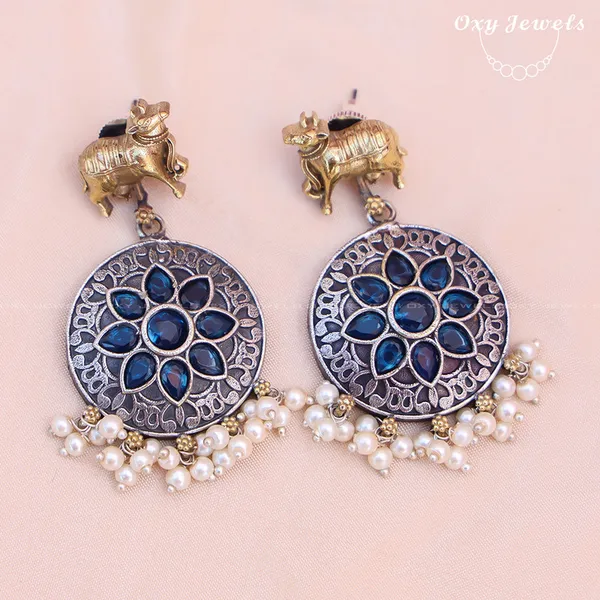 Oxidised_Dual_Tone_Blue_&_Silver_Elephant_Motif_Jewelry_Set_with_Round_&_Square_Shapes