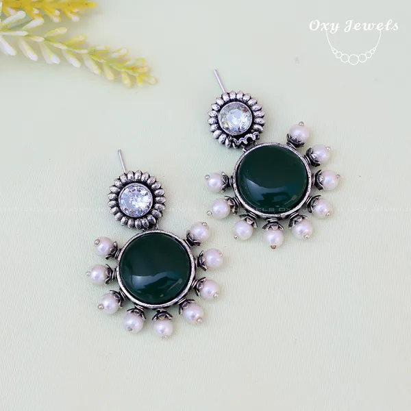 Vintage_Green_Stone_and_Pearl_Drop_Earrings_-_Oxy_Jewels
