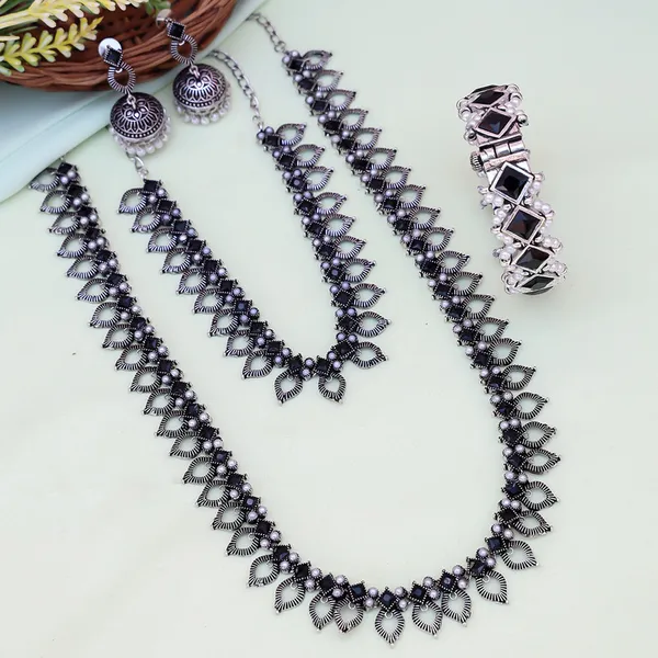 Antique_Silver-Plated_Necklace,_Earrings,_and_Bracelet_Jewelry_Set