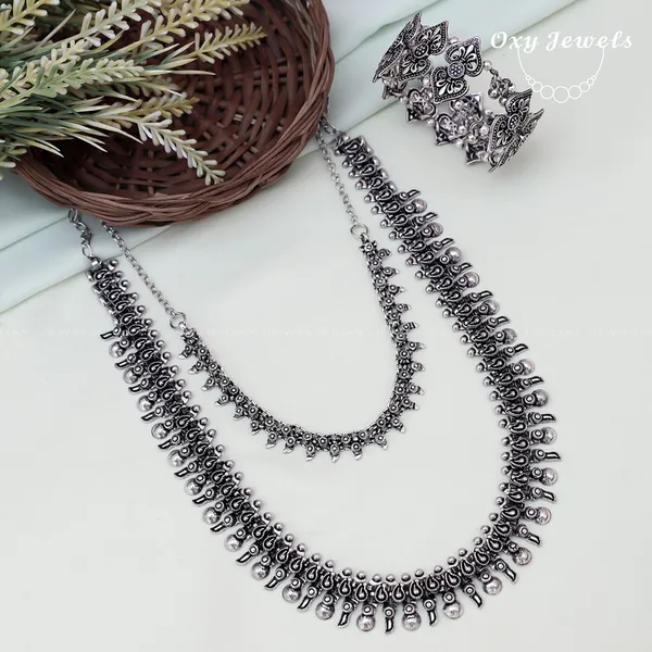 Antique_Silver_Oxidized_Necklace_and_Bracelet_Set_for_Women