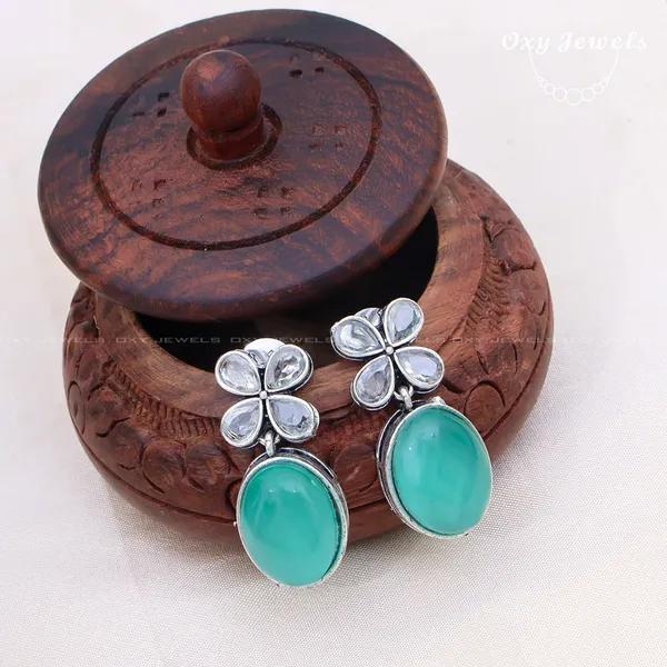 Oxidised_Silver_Necklace_Set_with_Turquoise_Stones_and_Floral_Accents