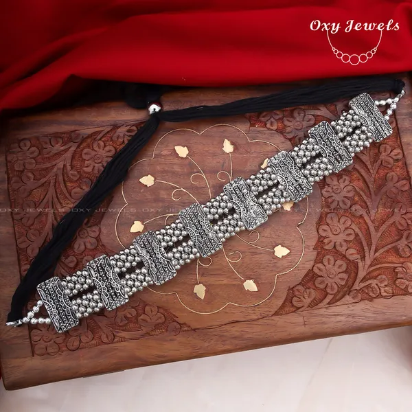 Antique_Silver_Oxidized_Choker_Necklace_with_Intricate_Detailing