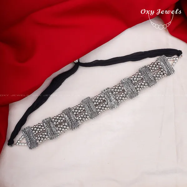 Antique_Silver_Oxidized_Choker_Necklace_with_Intricate_Detailing