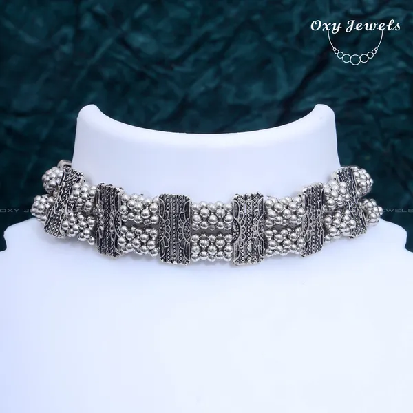 Antique_Silver_Oxidized_Choker_Necklace_with_Intricate_Detailing