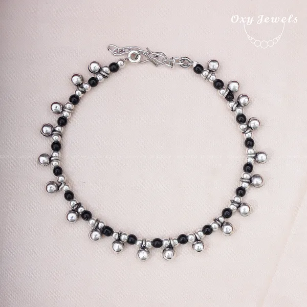 Elegant_Silver_Oxidised_Anklets_with_Black_Beads