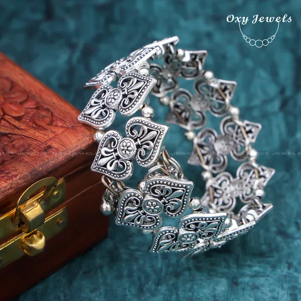 Antique_Silver_Oxidised_Bracelet_-_Intricate_Floral_Design