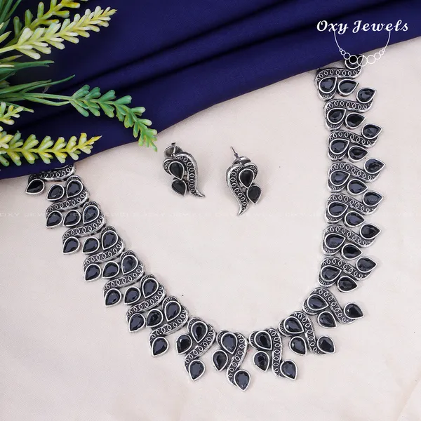 Oxidised_Silver_and_Black_Leaf_Design_Necklace_Set