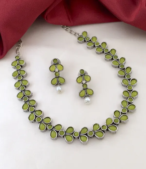 Green_Floral_Necklace_and_Earring_Set_with_Pearl_Accents