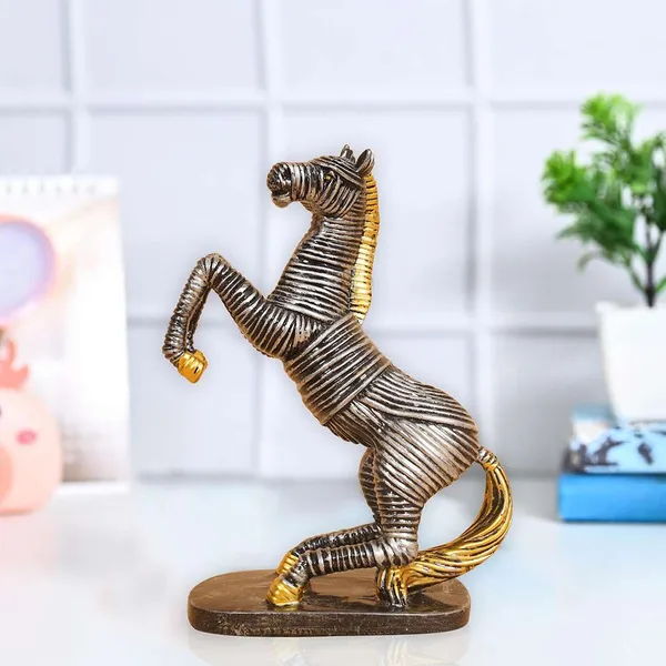 Metallic_Rearing_Horse_Figurine_of_Golden_Color_|_Home_Decor_for_Asthetic_Apeal