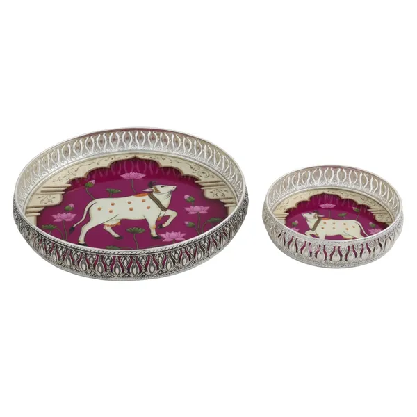 Silver_Embossed_Decorative_Tray_with_Cow_Design_of_Set_of_2_|_Radiance_Look_for_Home_Decor
