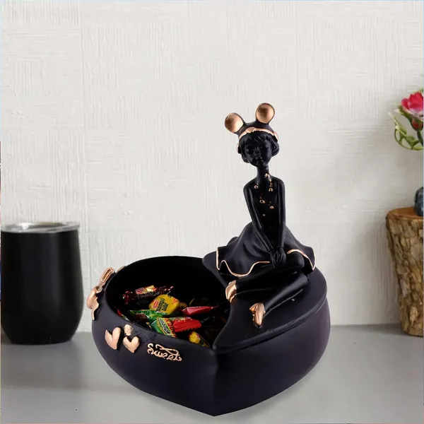 Handicrafted_Design_Lady_with_Basket_Showpiece_of_Black_Color_|_Antique_Decorative_Item