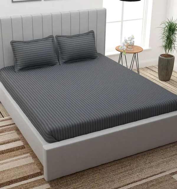 220TC_King_Size_Combo_Pack_of_2_Double_Elastic_Fitted_Bedsheet_Size_with_4_Pillow_Covers_(72"x78"_Upto_8"_Mattress)