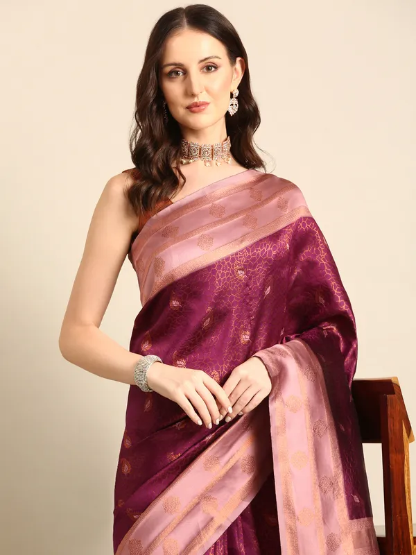 Traditional_Kanjivaram_Saree_with_Zari_Work