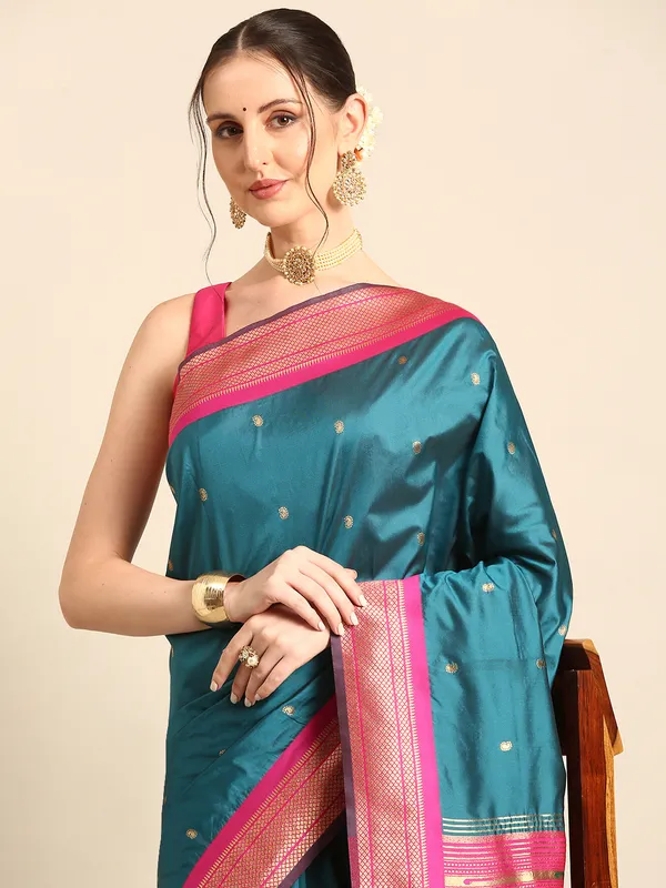 Traditional_Paithani_Saree_with_Peacock_Motif