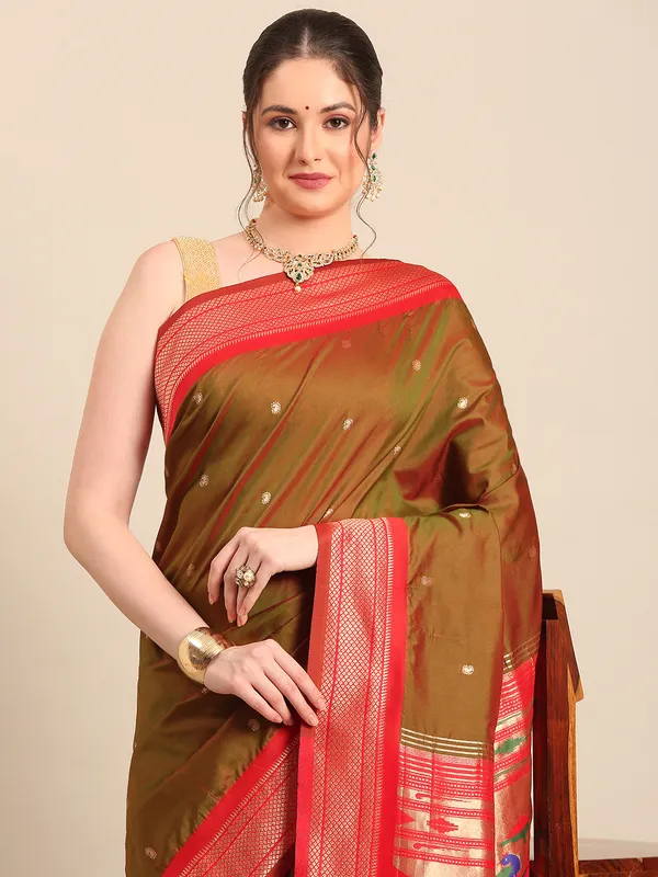 Traditional_Paithani_Saree_with_Peacock_Motif