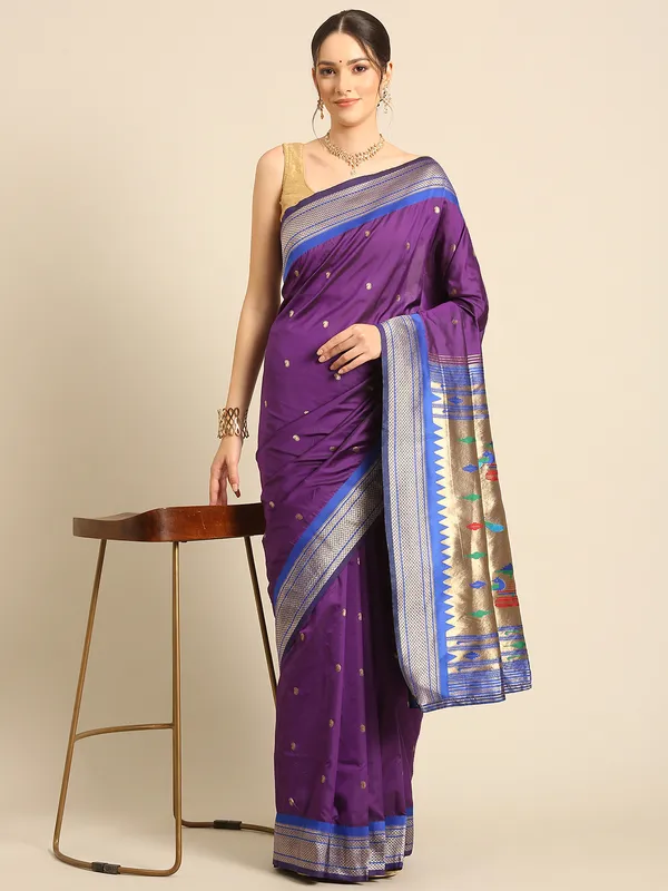 Traditional_Paithani_Saree_with_Peacock_Motif