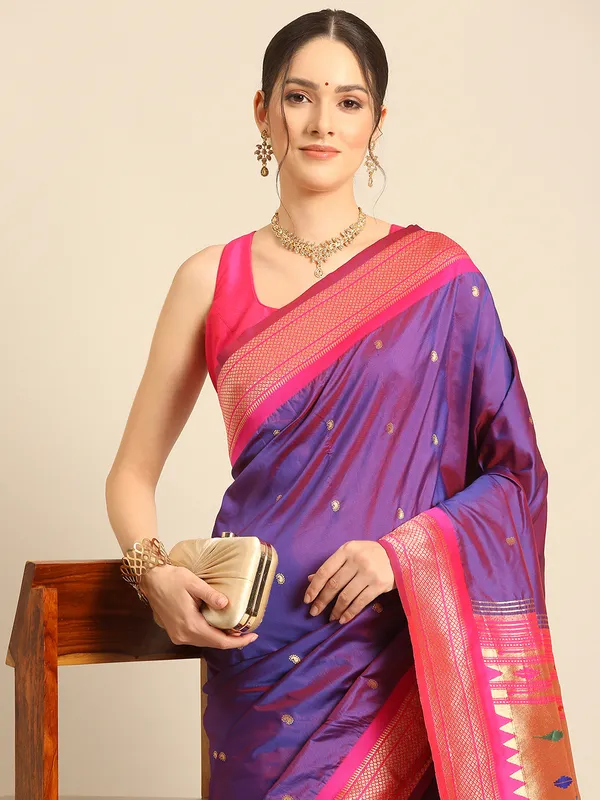 Traditional_Paithani_Saree_with_Peacock_Motif