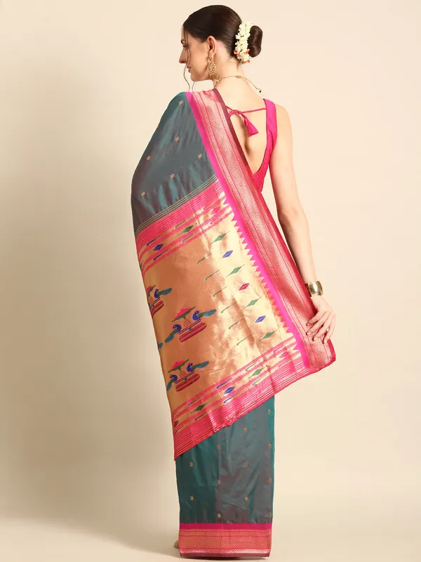Traditional_Paithani_Saree_with_Peacock_Motif