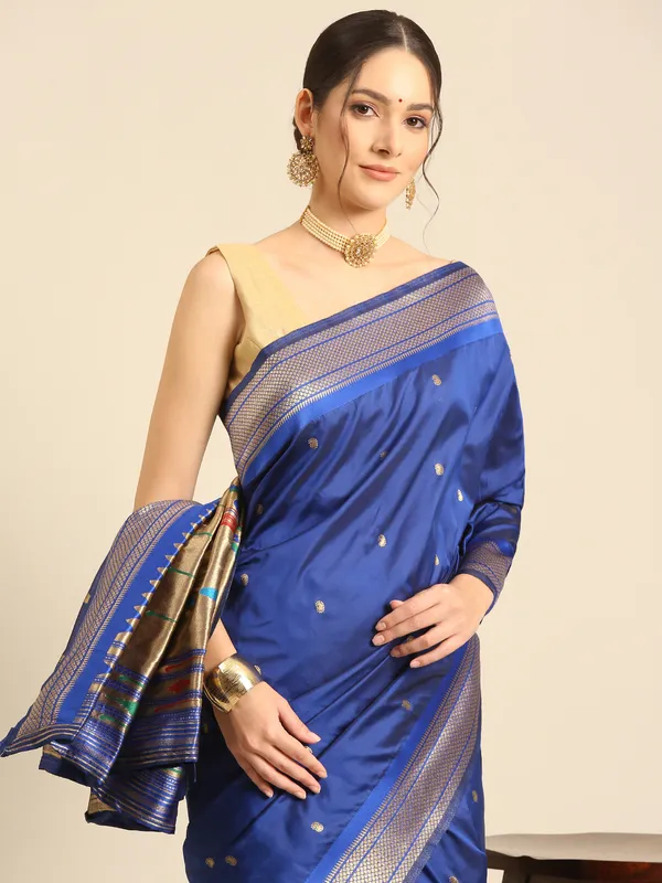 Traditional_Paithani_Saree_with_Peacock_Motif