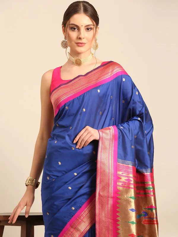 Traditional_Paithani_Saree_with_Peacock_Motif