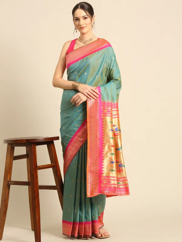 Traditional_Paithani_Saree_with_Peacock_Motif