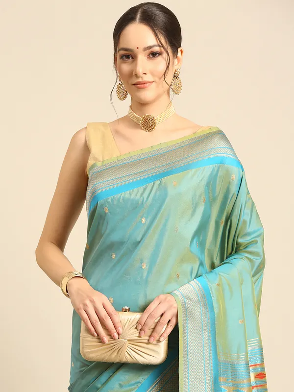 Traditional_Paithani_Saree_with_Peacock_Motif