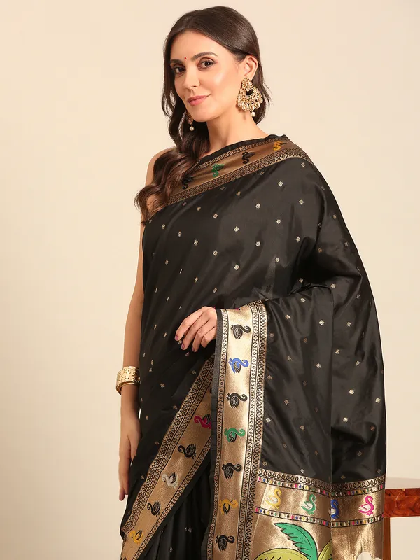 Wedding_Wear_Paithani_Silk_Saree