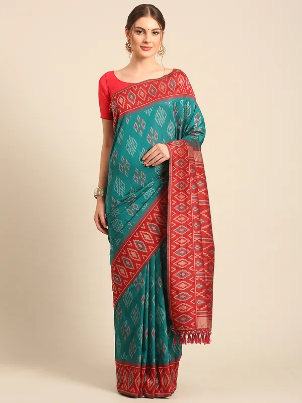 Traditional_Gujarati_Patola_Saree_|_Elegant_Silk_Weave