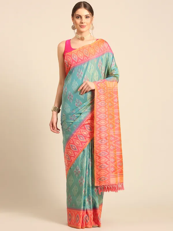 Traditional_Gujarati_Patola_Saree_|_Elegant_Silk_Weave